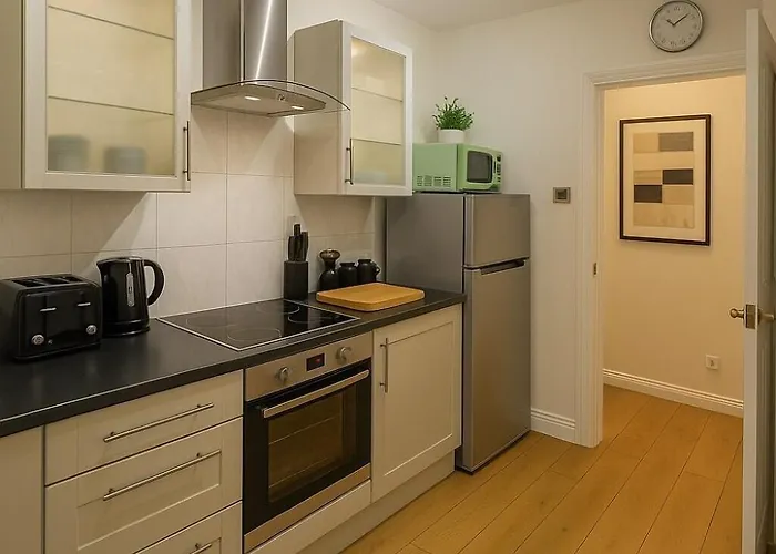 アパート 2br-parking-private Patio-5 Mins To Minster *